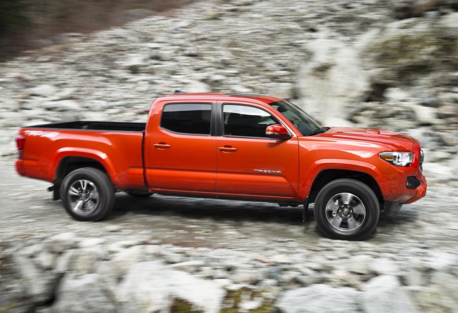  Toyota Tacoma TRD Sport Double Cab 2015 года  (NA) (фото 30 из 40)